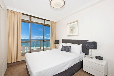Surfers International Apartments - Hobart Tourism 19