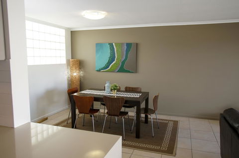 San Marino By The Sea Apartments - Tourism TAS 34