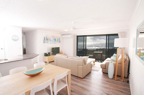 San Marino By The Sea Apartments - Tourism TAS 18