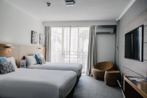 Novotel Cairns Oasis Resort - Tourism TAS 3