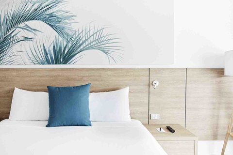Novotel Cairns Oasis Resort - Tourism TAS 10