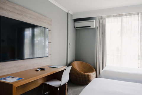 Novotel Cairns Oasis Resort - Tourism TAS 26