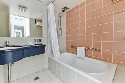 Novotel Cairns Oasis Resort - Tourism TAS 2