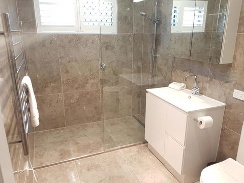 Noosa Village River Resort - Hobart Tourism 11