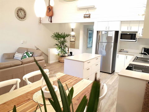 Noosa Village River Resort - Hobart Tourism 1