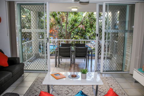 Surfers Beach Holiday Apartments - Hobart Tourism 14