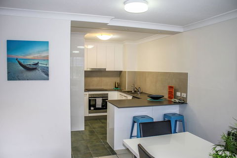 Surfers Beach Holiday Apartments - Hobart Tourism 18
