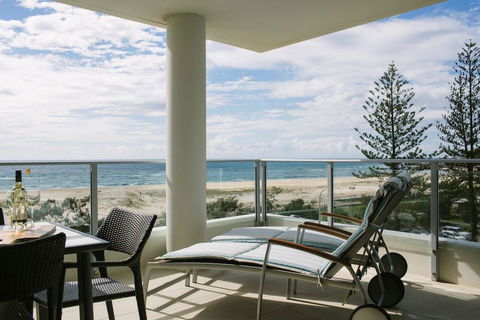 Pure Kirra - Hobart Tourism 1