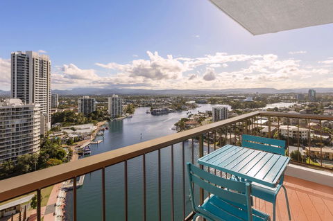 Vibe Hotel Gold Coast - Hobart Tourism 5