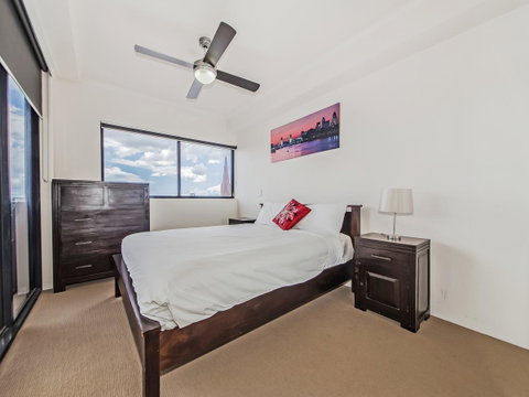 Tribeca Apartments - Tourism TAS 35
