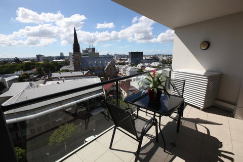 Tribeca Apartments - Tourism TAS 8