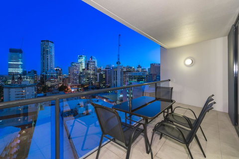Tribeca Apartments - Tourism TAS 18