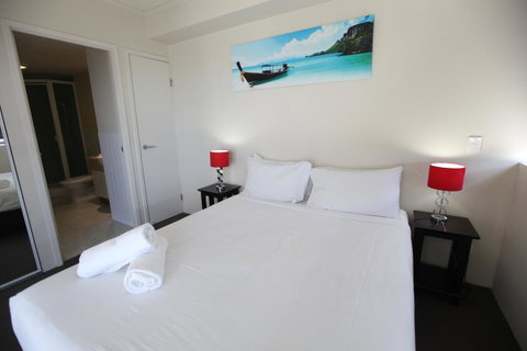 Tribeca Apartments - Tourism TAS 10