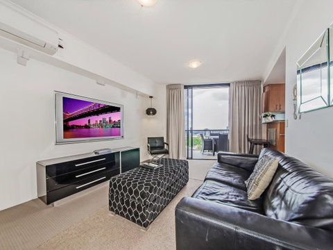 Tribeca Apartments - Tourism TAS 36
