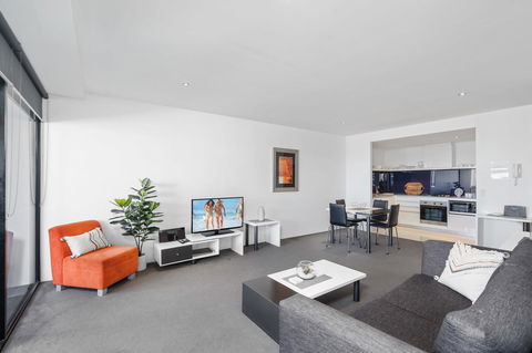 Circle On Cavill, Apartments And Sub Penthouses - We Accommodate - Hobart Tourism 6