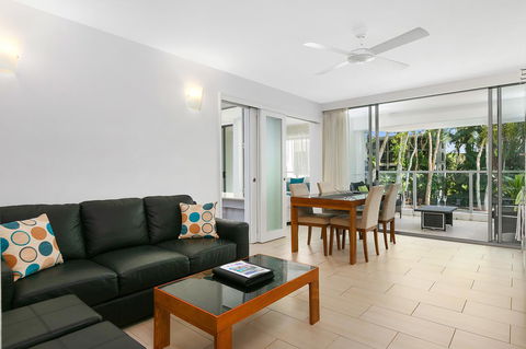 Palm Cove Beach Apartment - Hobart Tourism 19
