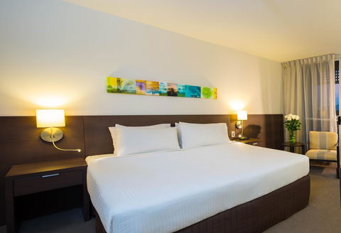 Cairns Harbourside Hotel - Hobart Tourism 27