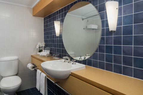 Cairns Harbourside Hotel - Hobart Tourism 18