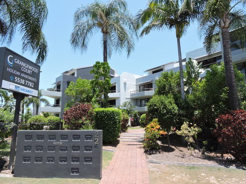 Grangewood Court Apartments - Tourism TAS 8