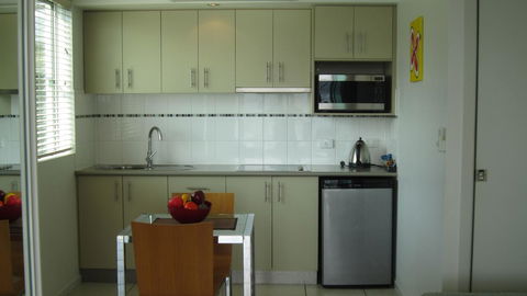 Waterview Airlie Beach - Hobart Tourism 5