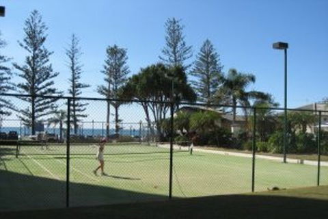 Burleigh Beach Tower - Hobart Tourism 10