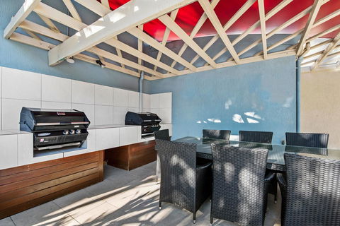 Sailport Mooloolaba Apartments - Tourism TAS 8