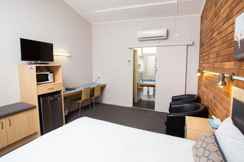 Downs Motel - Hobart Tourism 27
