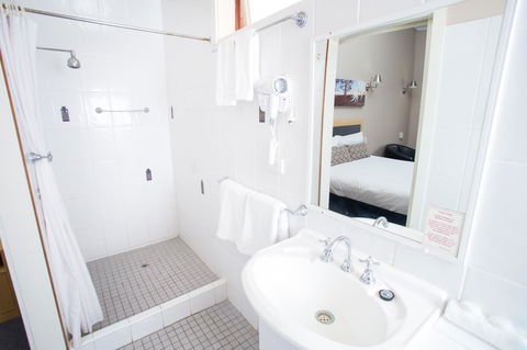 Downs Motel - Hobart Tourism 29