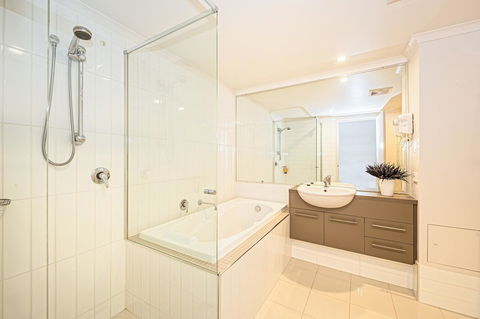 On The Bay Apartments - Hobart Tourism 16