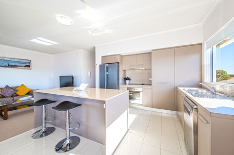 On The Bay Apartments - Hobart Tourism 4