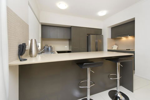 On The Bay Apartments - Hobart Tourism 1