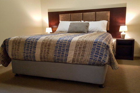 Atricom - Tourism TAS 4