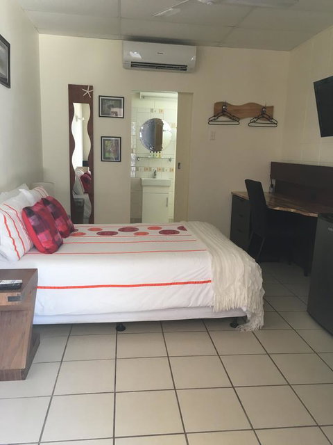 Black Marlin Motel - Tourism TAS 23