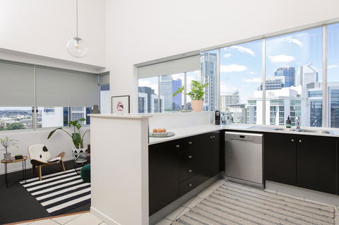 Ridge Apartment Hotel - Tourism TAS 16