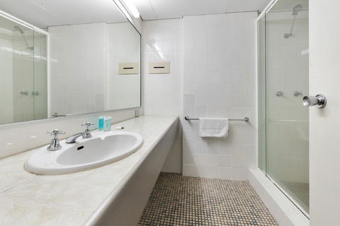 Ridge Apartment Hotel - Tourism TAS 8