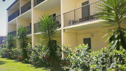 Cairns Queenslander Hotel & Apartments - Tourism TAS 32