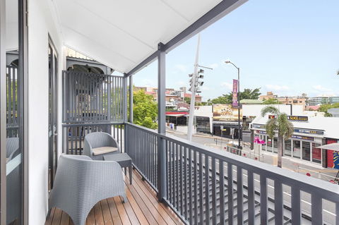 The Beetson Hotel -formerly Gambaro Hotel - Hobart Tourism 25