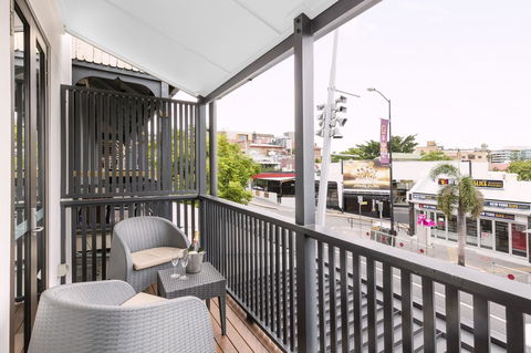 The Beetson Hotel -formerly Gambaro Hotel - Hobart Tourism 24