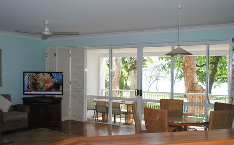 BeachView Apartments At Villa Paradiso - Hobart Tourism 21