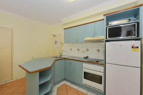 Seascape Holidays - Coral Apartments - Hobart Tourism 25