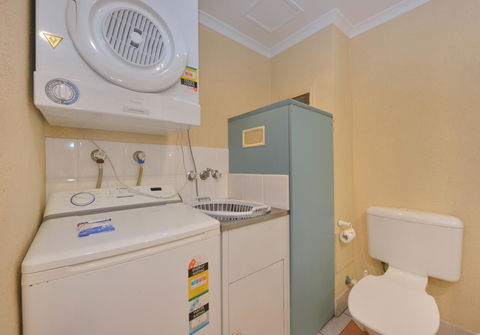 Seascape Holidays - Coral Apartments - Hobart Tourism 27