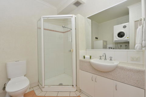Seascape Holidays - Coral Apartments - Hobart Tourism 2
