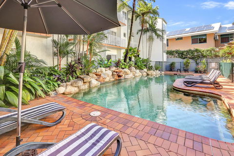 Coral Tree Inn - Hobart Tourism 2
