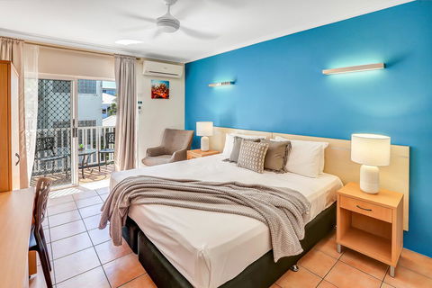 Coral Tree Inn - Hobart Tourism 0