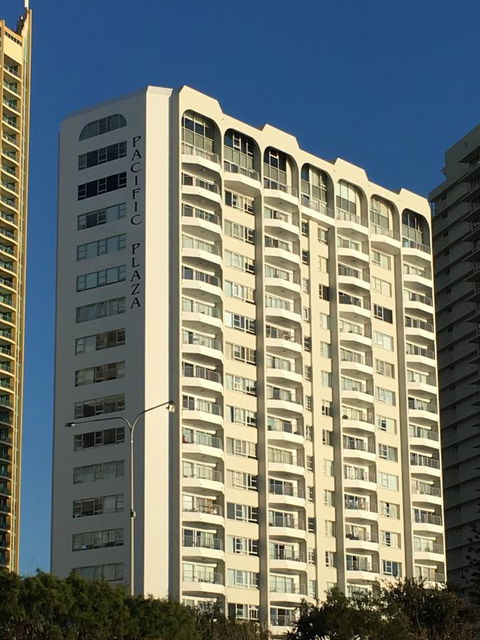 Pacific Plaza Apartments - Hobart Tourism 1