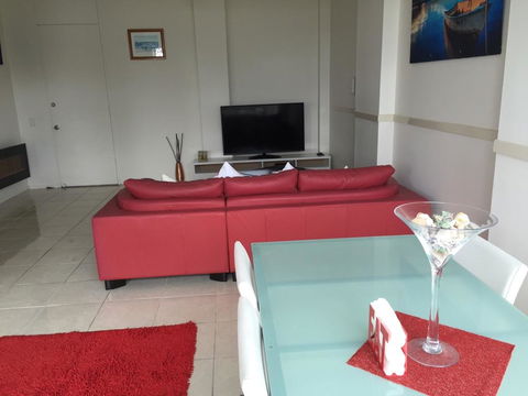 Pacific Plaza Apartments - Hobart Tourism 5