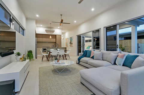 Oceans Edge Holiday Home - Hobart Tourism 3