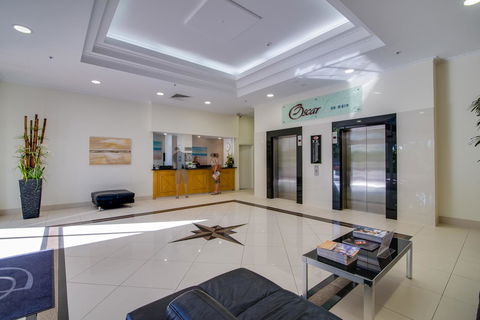 Oscar On Main Beach Resort - Tourism TAS 19