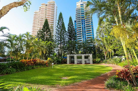 Oscar On Main Beach Resort - Tourism TAS 22