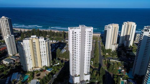 Oscar On Main Beach Resort - Tourism TAS 18